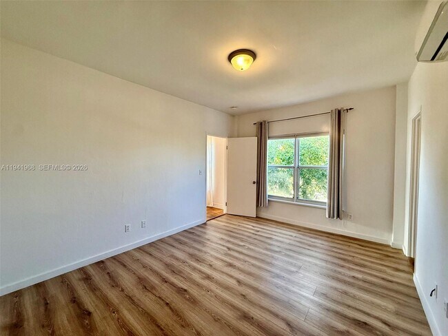 Building Photo - 4035 Meridian Ave