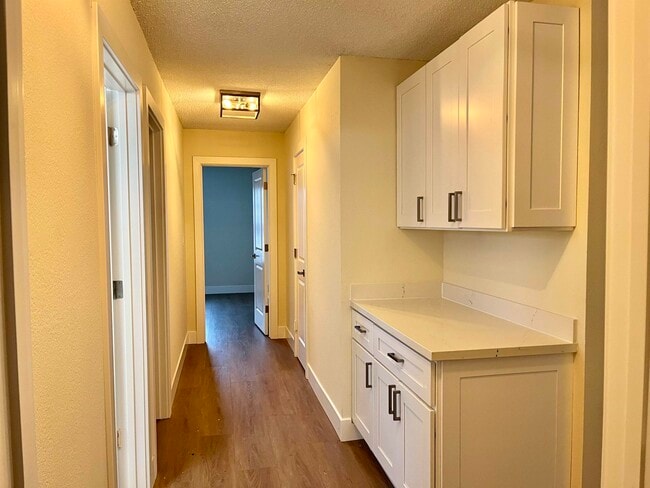 Building Photo - 519 Nottingham Dr