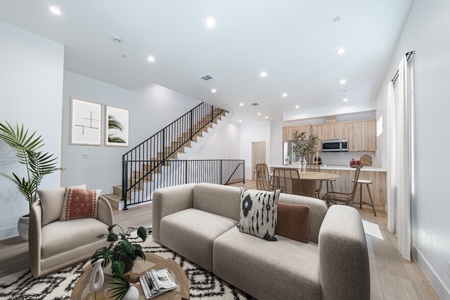 Building Photo - 242 N Dillon St