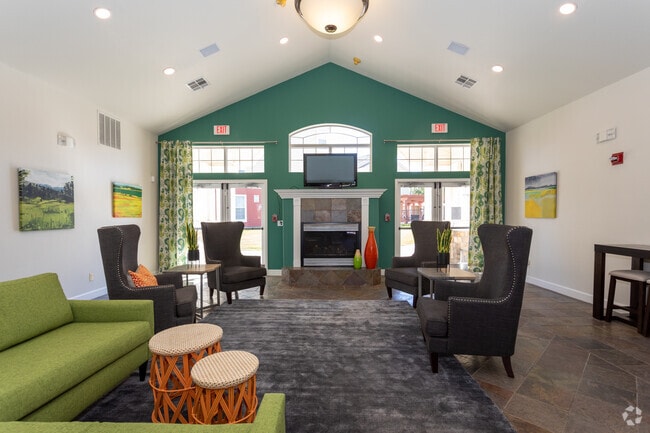 Clubhouse - The Orchards at Cherry Creek Park
