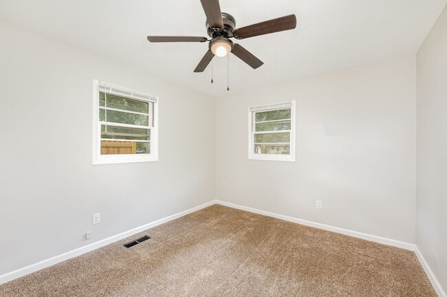 Building Photo - Stunning 3 Bed 1 Bath Ranch Home