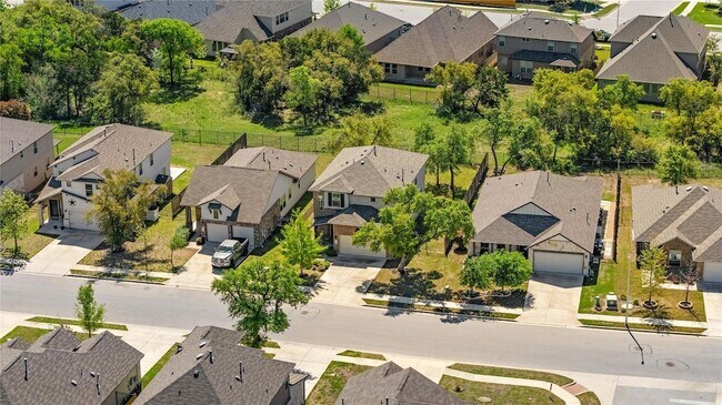 Building Photo - 208 Callahan Ln