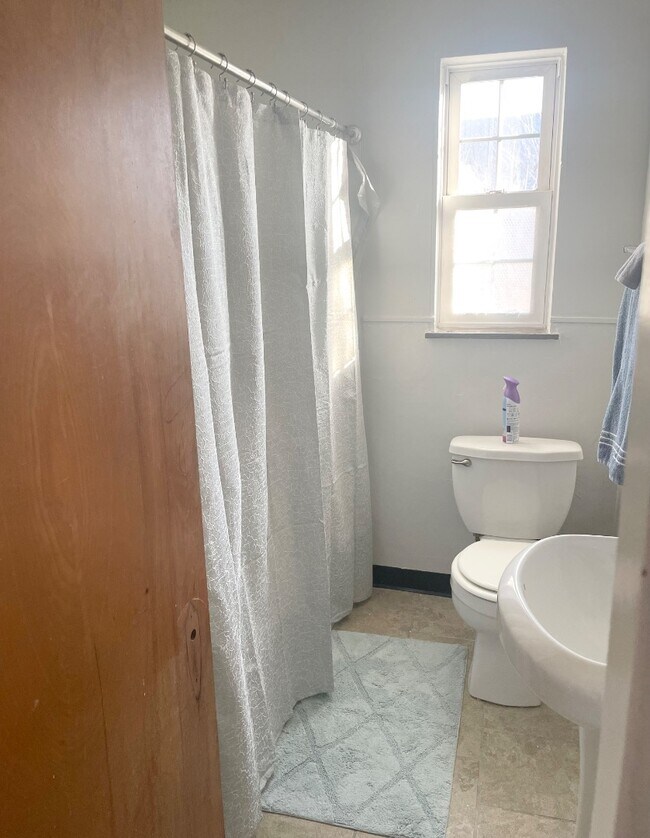 Building Photo - 77 N Huron Ave