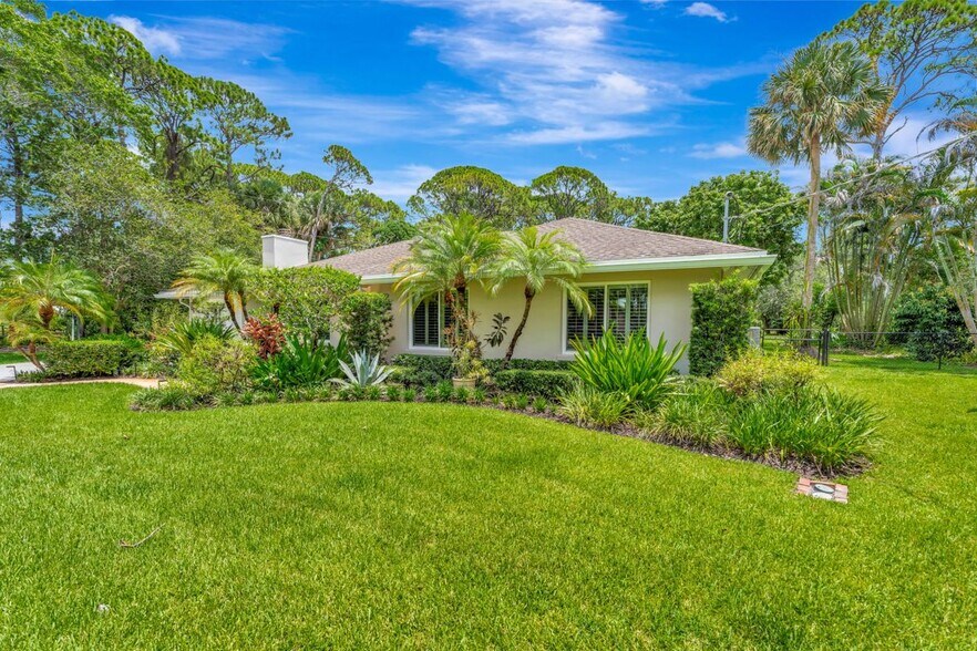 Building Photo - 5531 Hibiscus Rd
