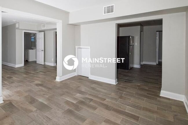 Building Photo - 4 Bedroom Pet-Friendly Home in Lake Worth,...