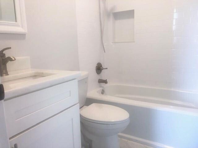 Building Photo - 230 Riverwalk Cir