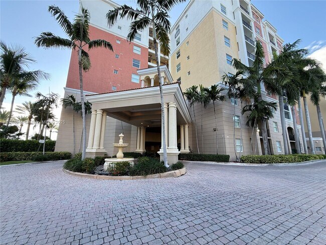 Building Photo - 17145 N Bay Rd