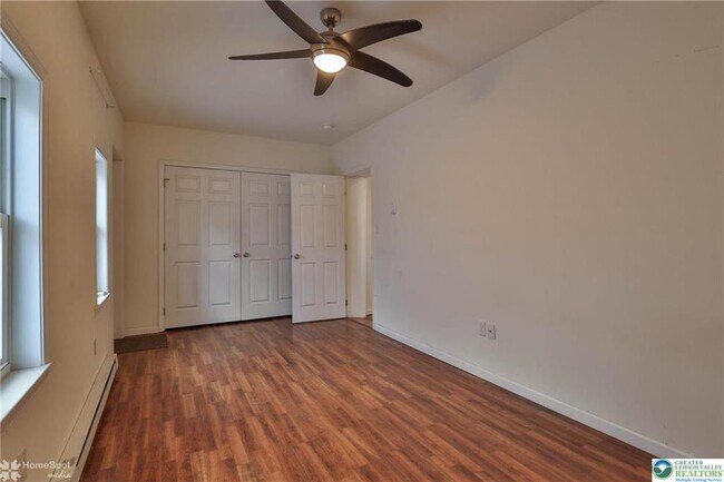 Building Photo - 328 Polk St