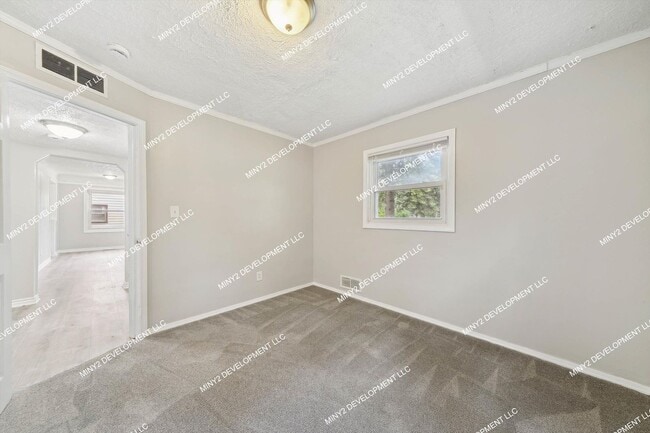 Building Photo - Charming 3-Bedroom Ranch for Rent in Redford