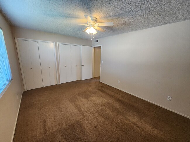 Building Photo - 5604 Indian Wells Ave