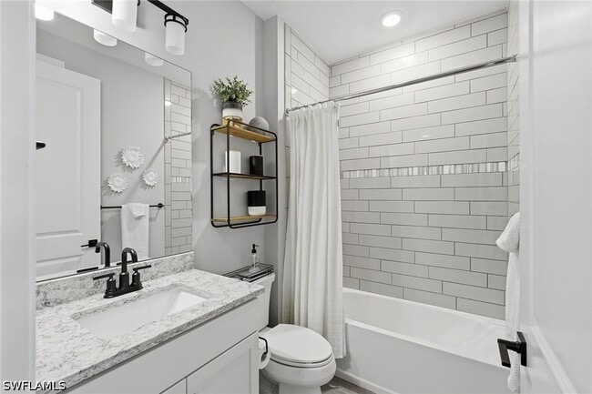 Building Photo - 2738 Aviamar Cir