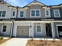 Building Photo - 209 Towhee Dr