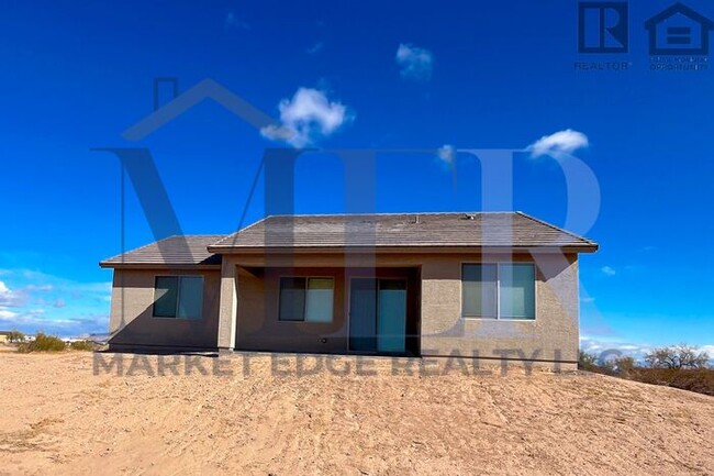 Building Photo - 3Bed/2Bath House in Tonopah! $399 MOVE-IN ...