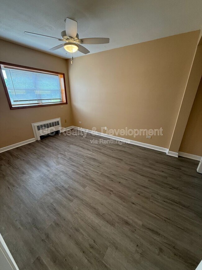 Building Photo - 2621 W Fitch Ave