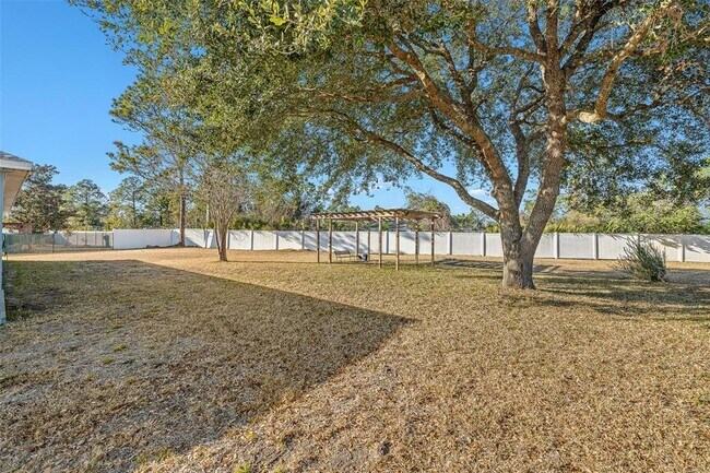 Building Photo - 33 Seamanship Trail