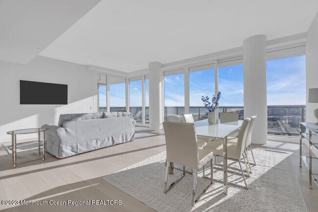 Building Photo - 1101 Ocean Ave N