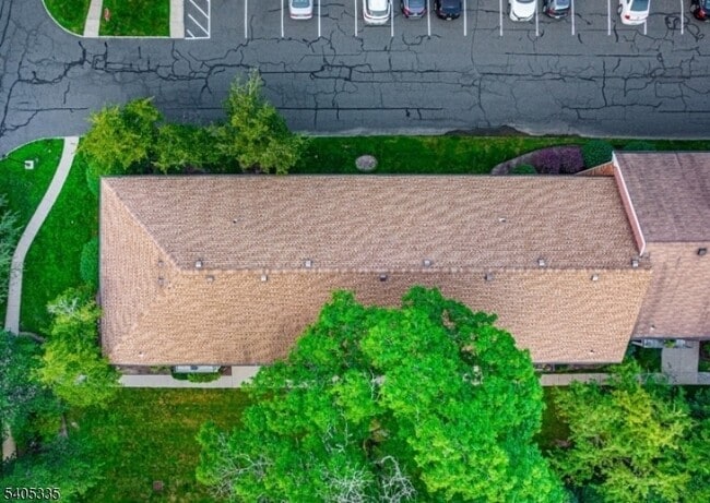 Building Photo - 320 South St