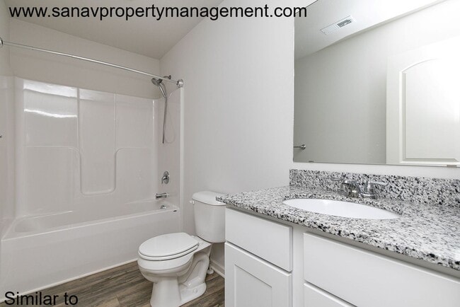 Building Photo - Stunning 4-Bedroom Home in Prime Norwalk Location with Open-Concept Living with fenced backyard