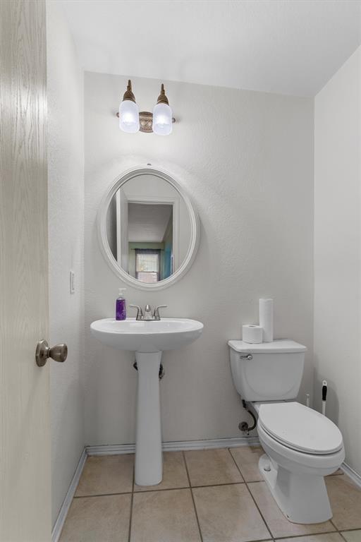 Building Photo - 130 Siebert Dr