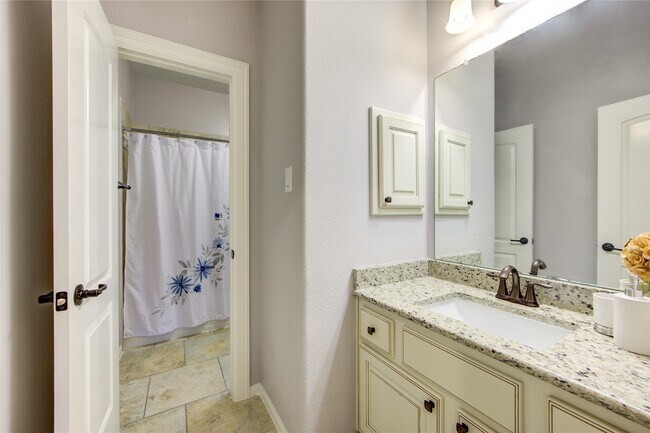 Building Photo - 4711 Derbywood Glen Ln