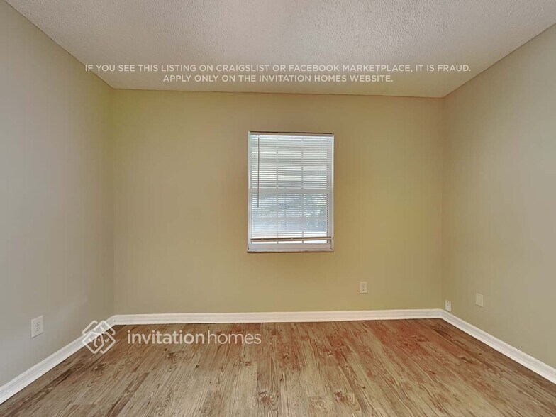 Building Photo - 4034 Crews Lake Dr