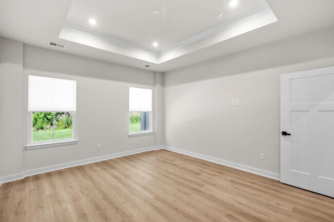 Building Photo - 2605 Elowen Ln