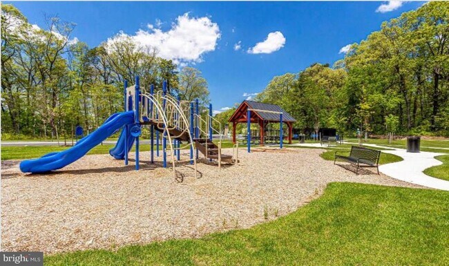 Building Photo - 8311 Amber Beacon Cir