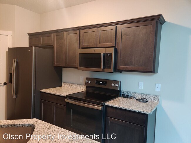 Building Photo - 3 br, 2 bath House - 541 Meadow Lane