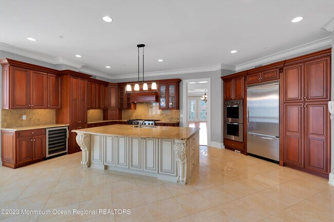 Building Photo - 1132 Oval Rd