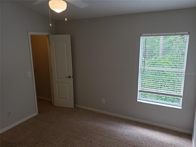 Building Photo - 5870 Fishhawk Ridge Dr