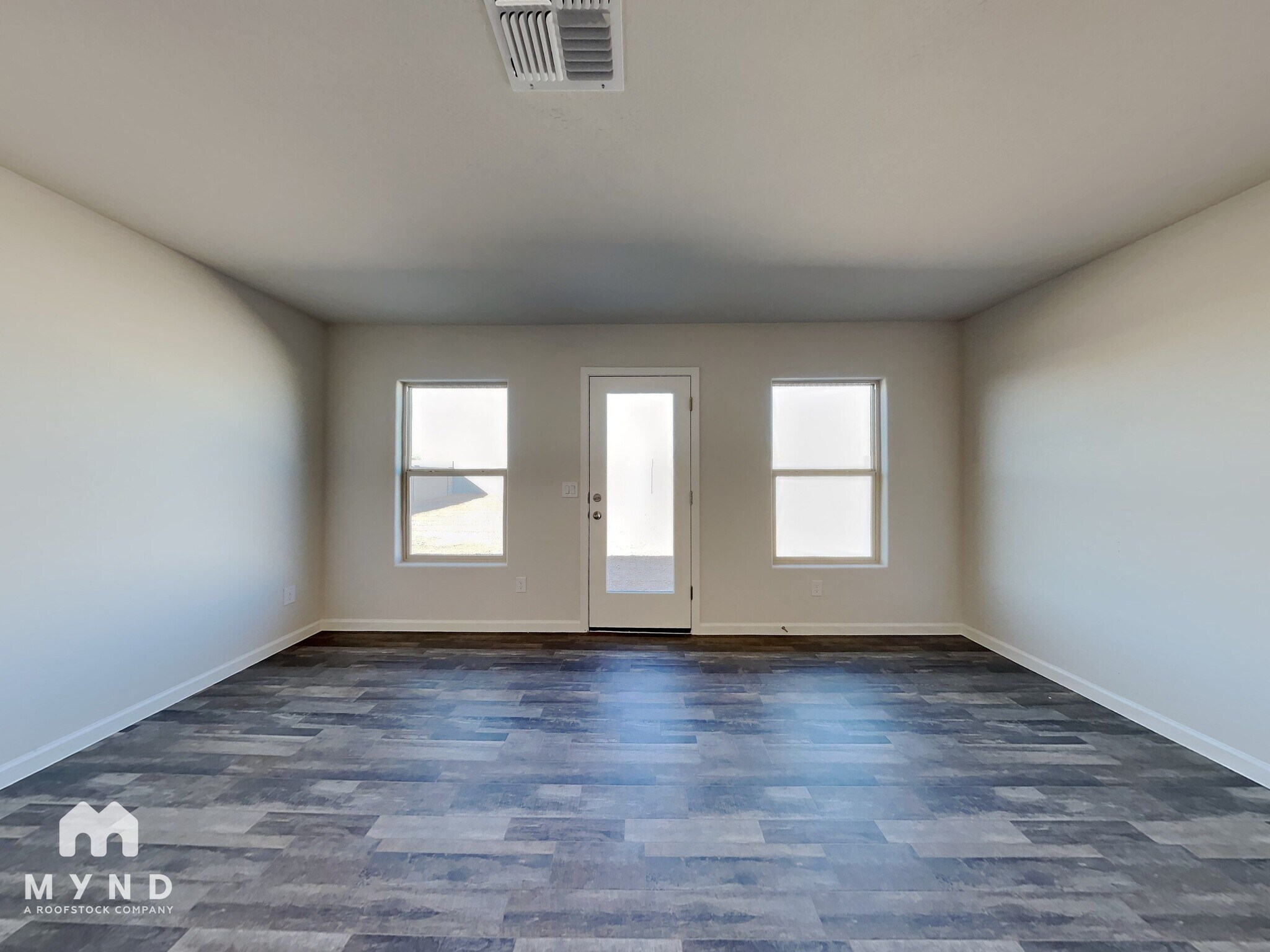 Building Photo - 222 S Picacho Heights Rd