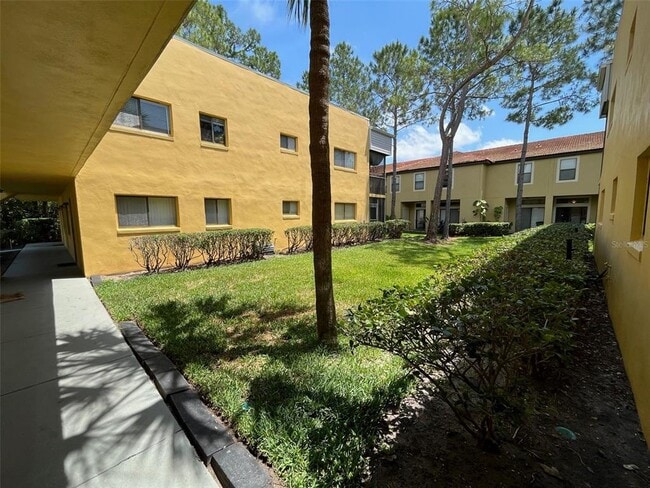 Building Photo - 2671 Oak Park Way