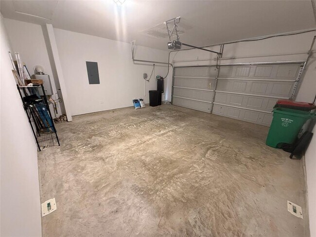 Building Photo - 1524 Sunrise Gables Dr