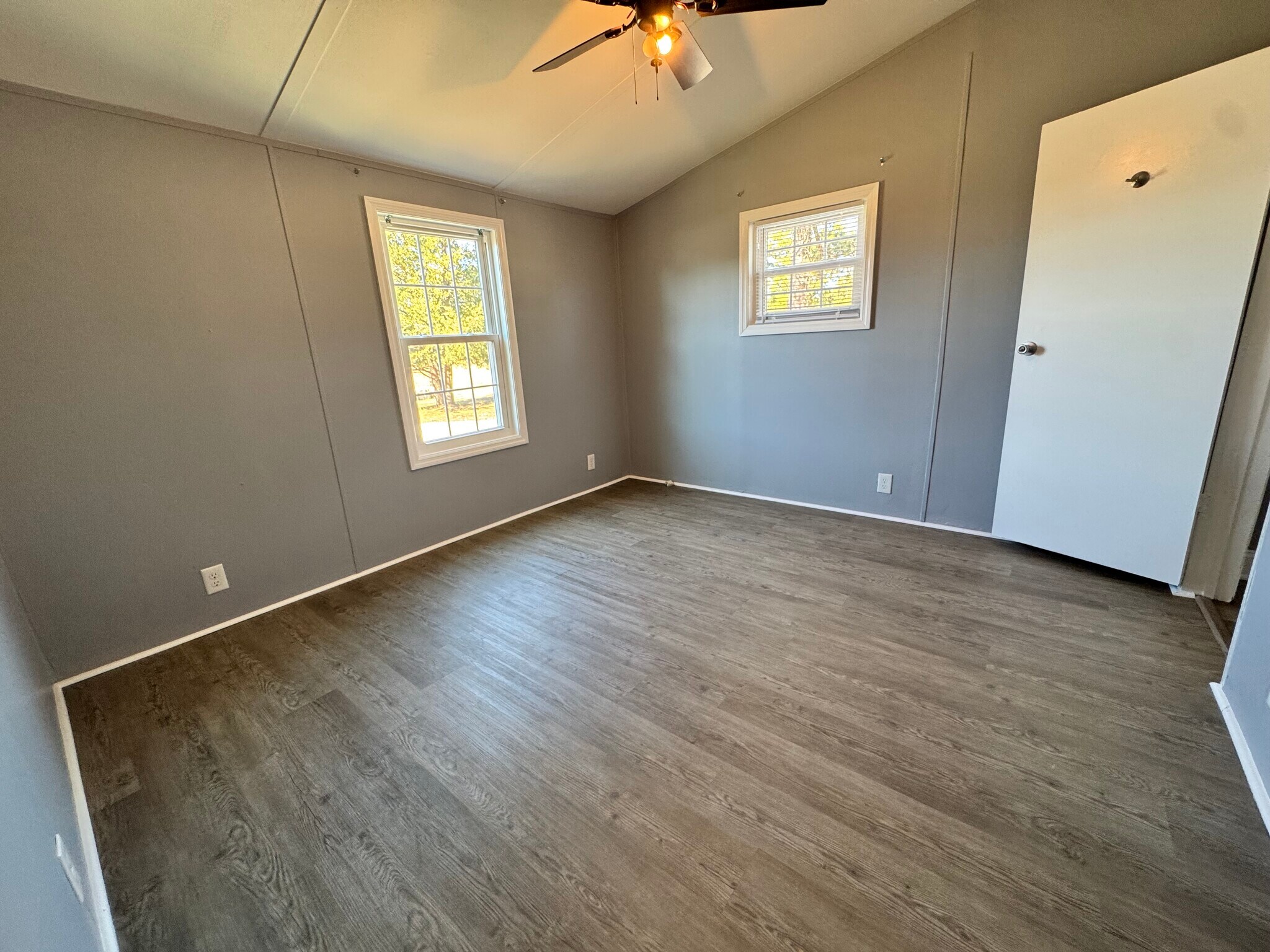 Building Photo - 3739 Whispering Pines Dr