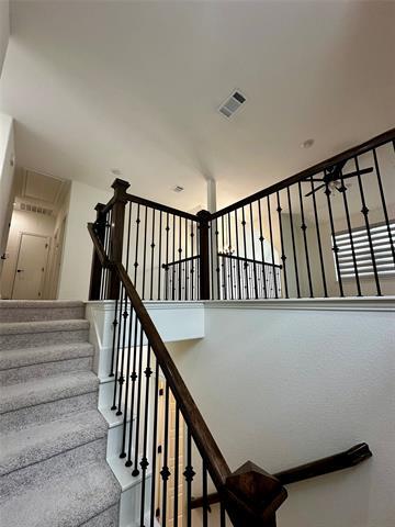 Building Photo - 1212 Rosebay Dr