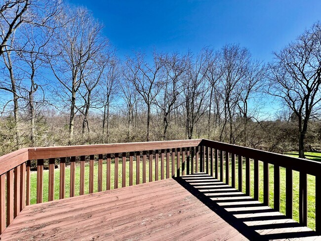 Building Photo - Fully Furnished Home with great location