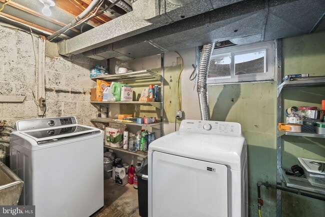 Building Photo - 4332 Utica Ave