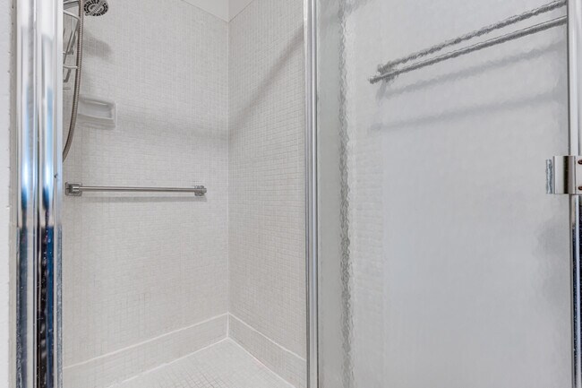 Building Photo - 509 Capri Dr