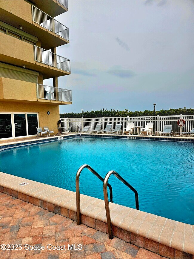 Building Photo - 1095 Jimmy Buffett Mem Hwy