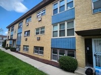 Building Photo - 9211 S Cottage Grove Ave