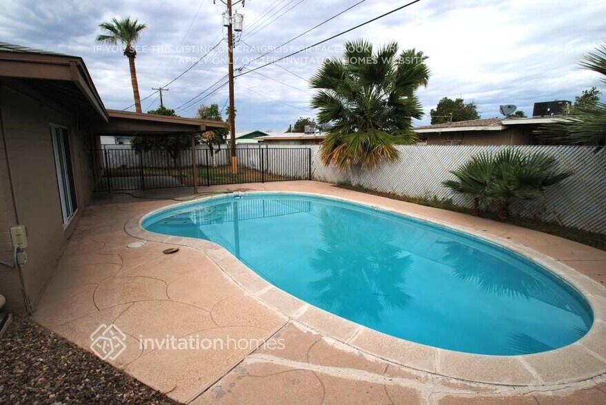 Building Photo - 6012 W Medlock Dr