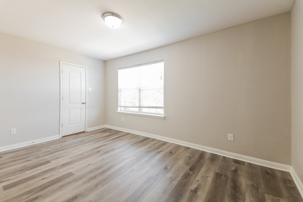 Building Photo - 900 Princewood DR
