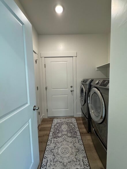 Building Photo - 3120 S 200 W