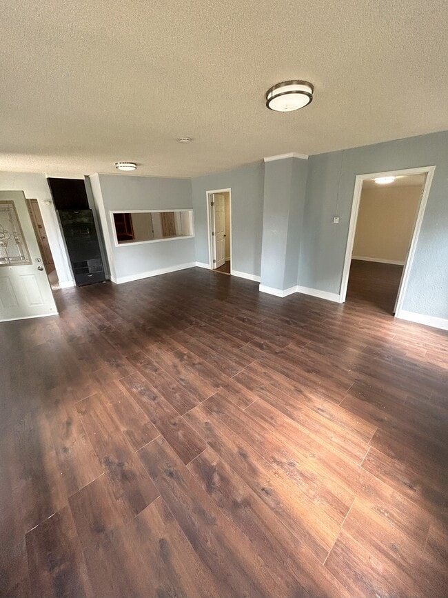 Building Photo - 6441 Old Guide Rd