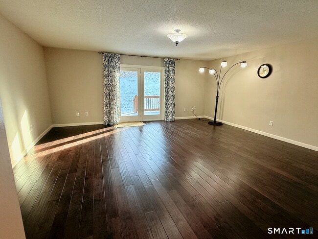 Building Photo - 372 Monaco Ln