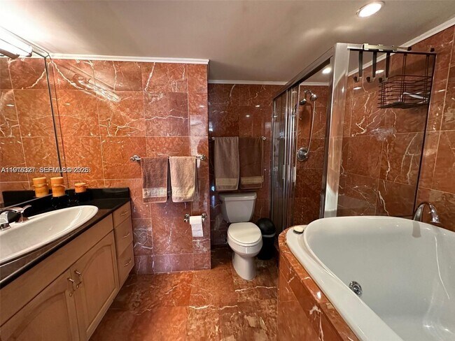 Building Photo - 1600 S Ocean Dr