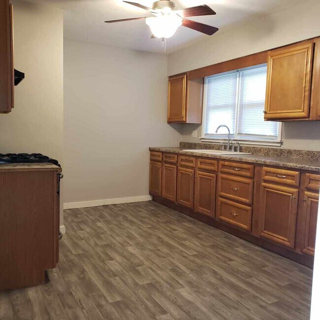 Building Photo - 6945 Delaware St