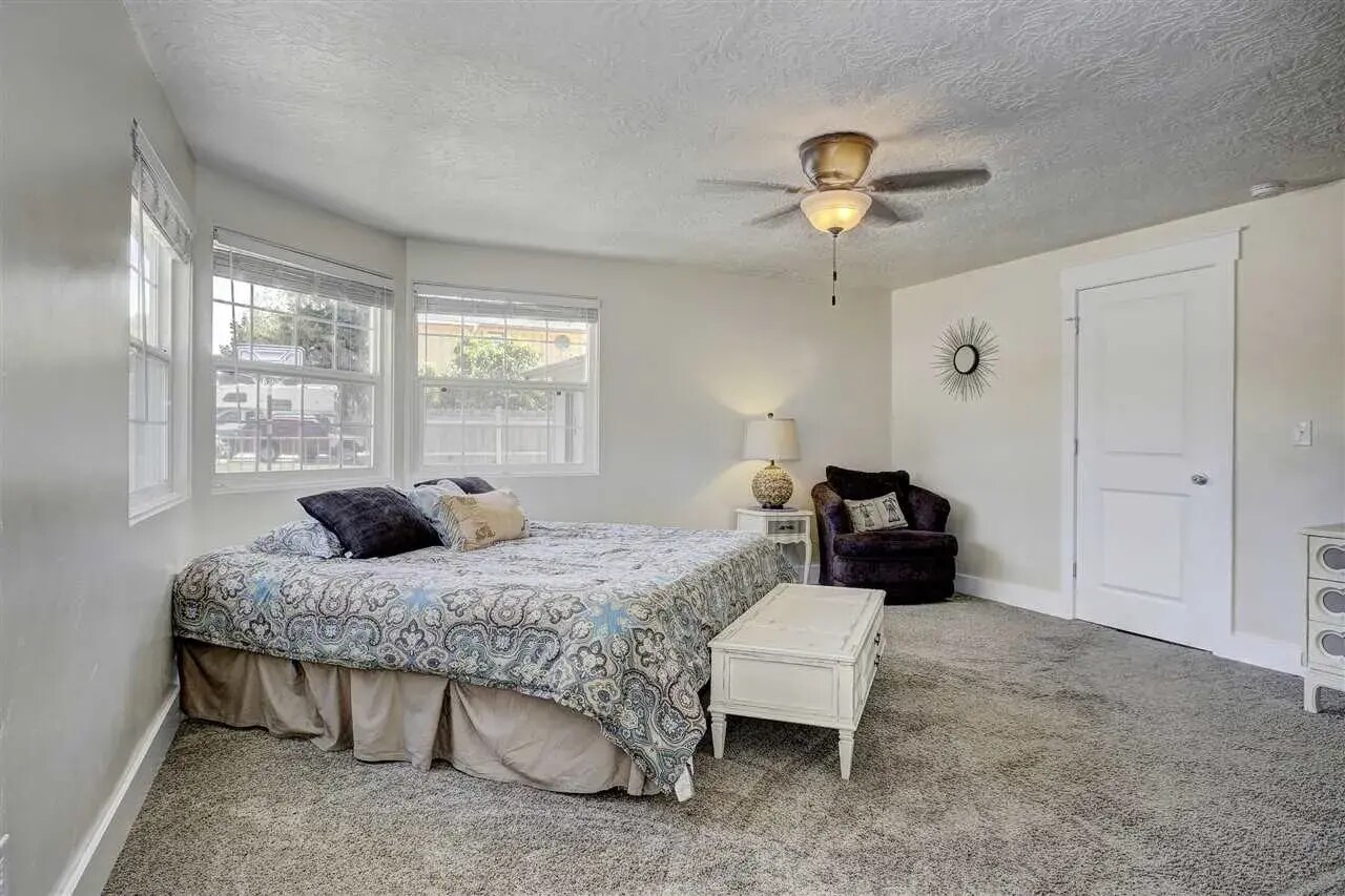 Building Photo - 7867 W Camas St