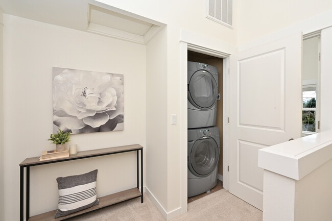 Building Photo - 5801 55th Ave NE