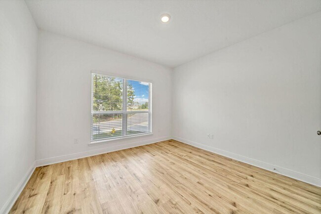 Building Photo - 52 Crimsyn Ryan Ct